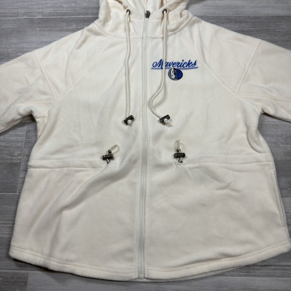 WEAR by Erin Andrews Dallas Mavericks NBA Women's XXL Full-Zip Hoodie Cream $100